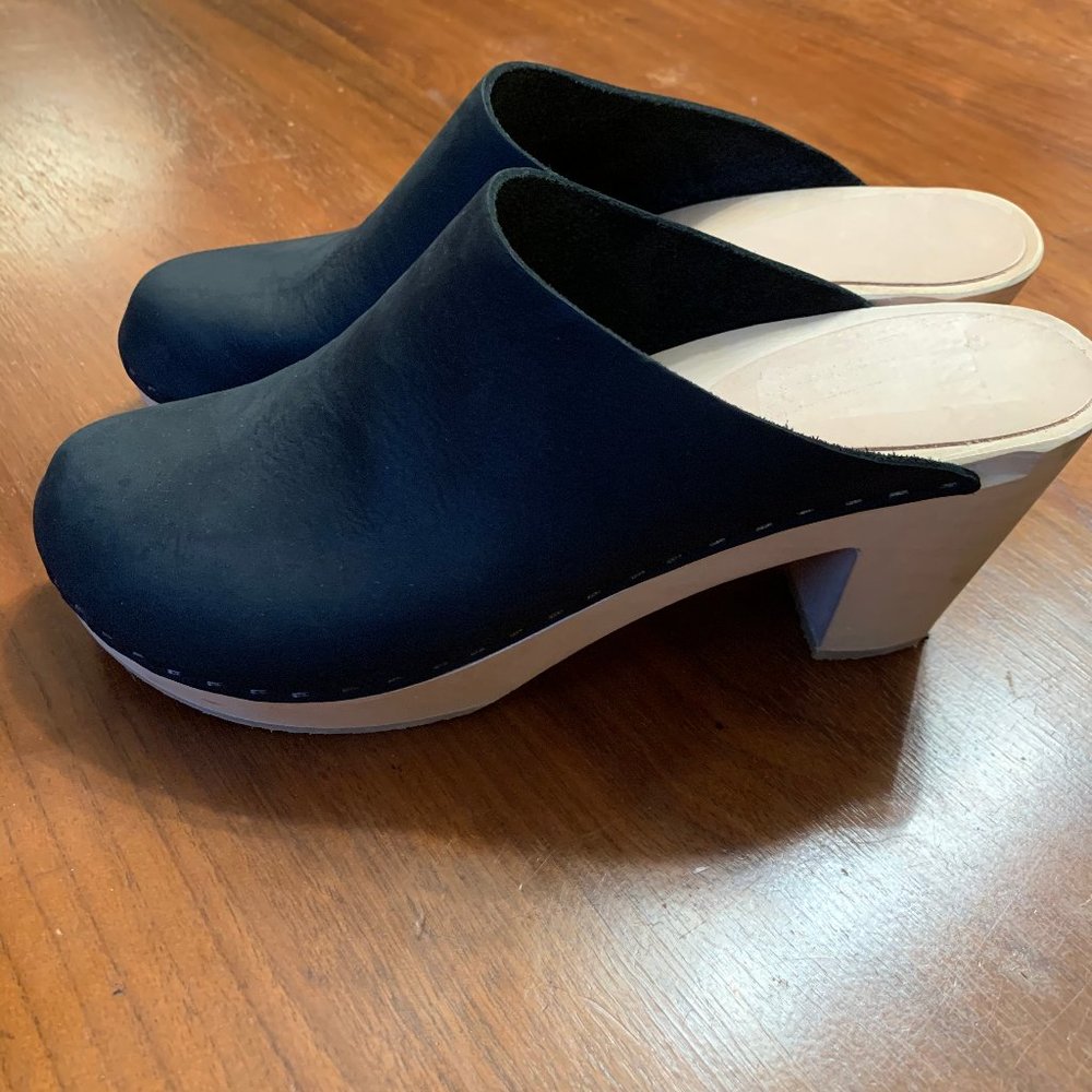 Bryr Clementine Closed Toe High Heel Size 40N/10